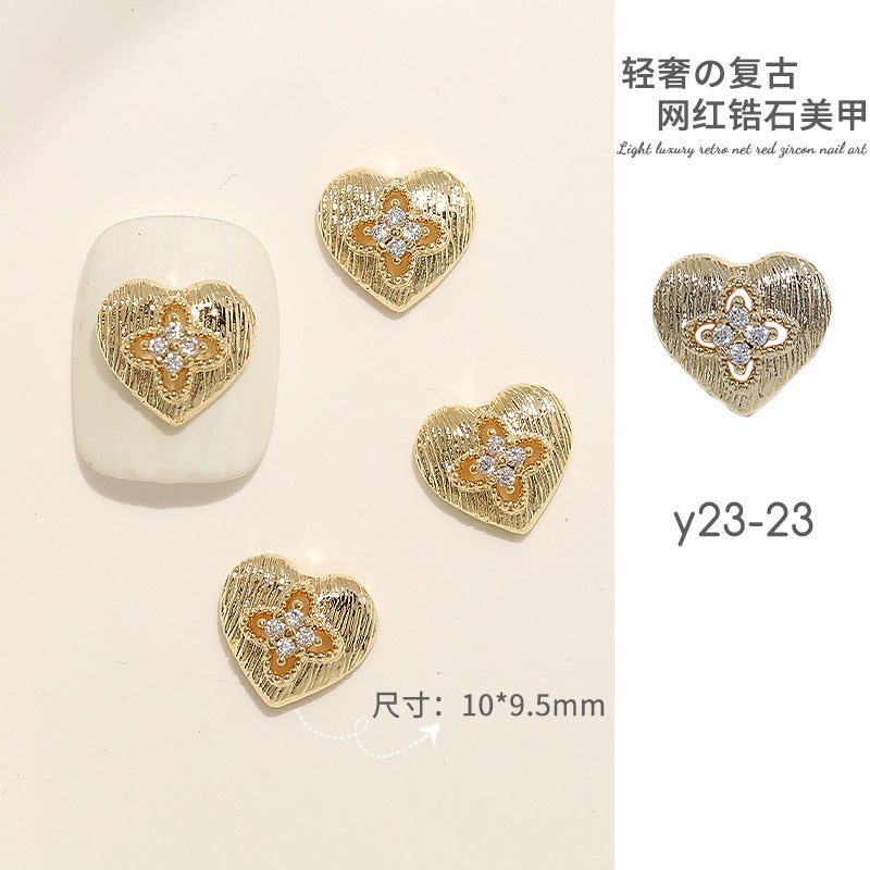 Internet Celebrity Explosions Retro Palace Style Nail Art Zircon Accessories Light Luxury Four-Leaf Clover Hollow Diamond Nail Jewelry - Image 1